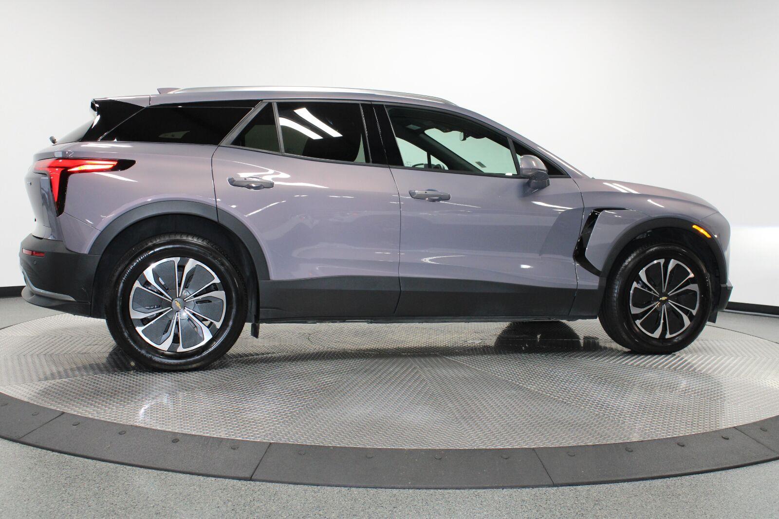 2024 Chevrolet Blazer EV LT - Photo 13