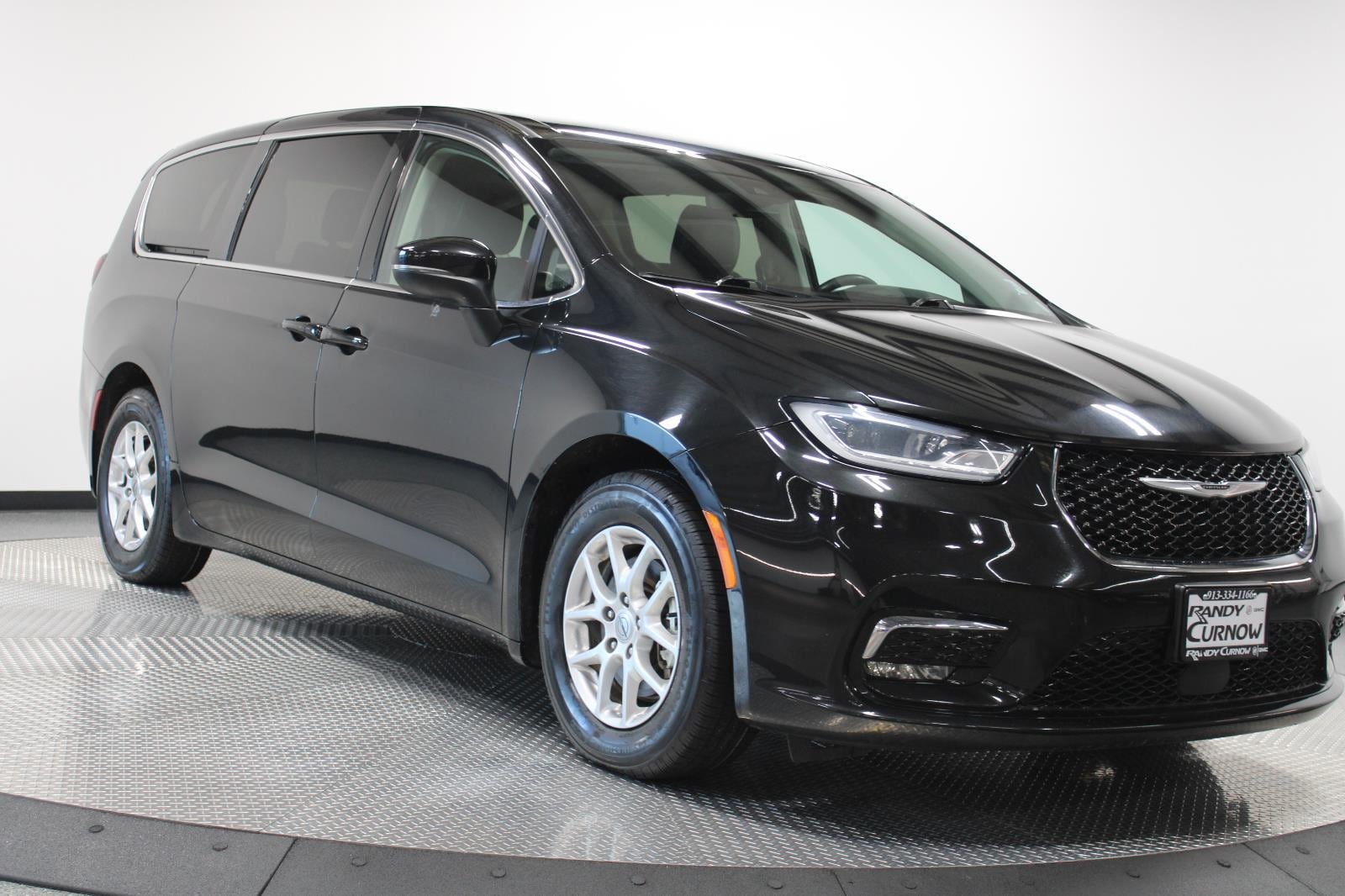 2023 Chrysler Pacifica Touring L - Photo 15