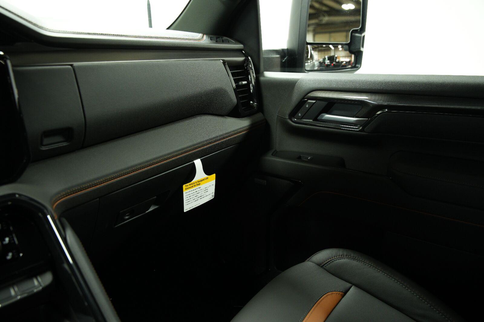 2026 GMC Sierra 2500HD AT4 - Photo 49