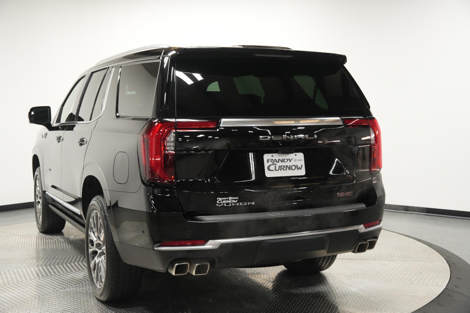 2026 GMC Yukon Denali - Photo 8