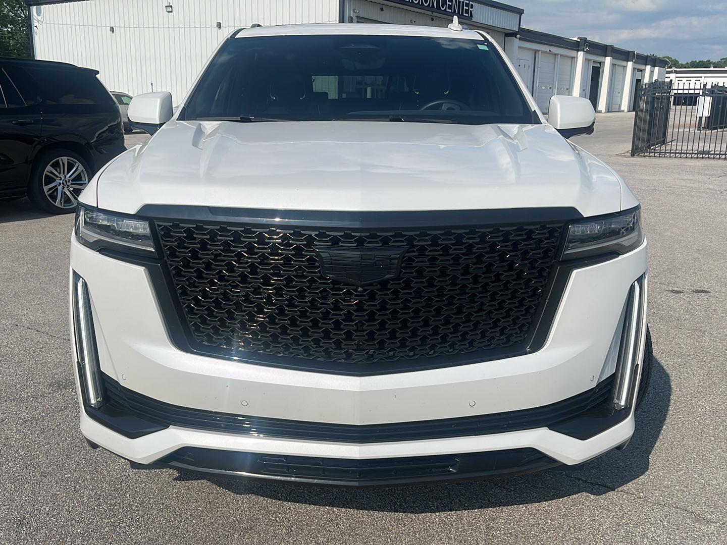 Used 2024 Cadillac Escalade ESV Premium Luxury with VIN 1GYS4LKL7RR368300 for sale in Kansas City