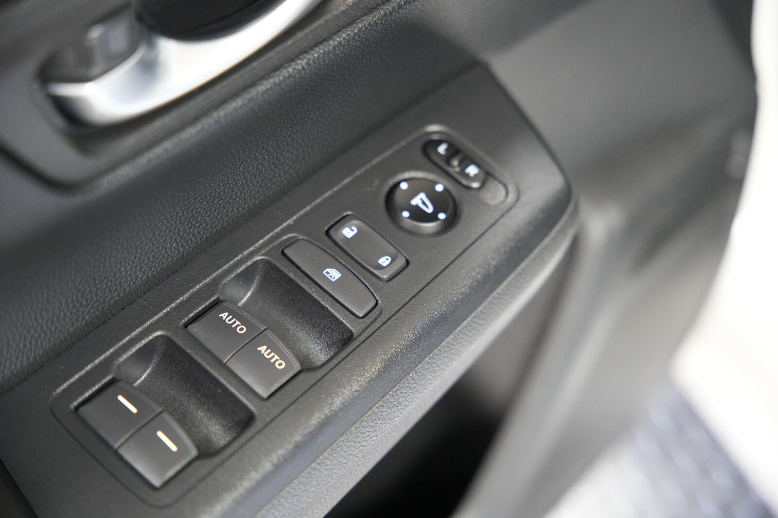 2025 Honda CR-V EX - Photo 37