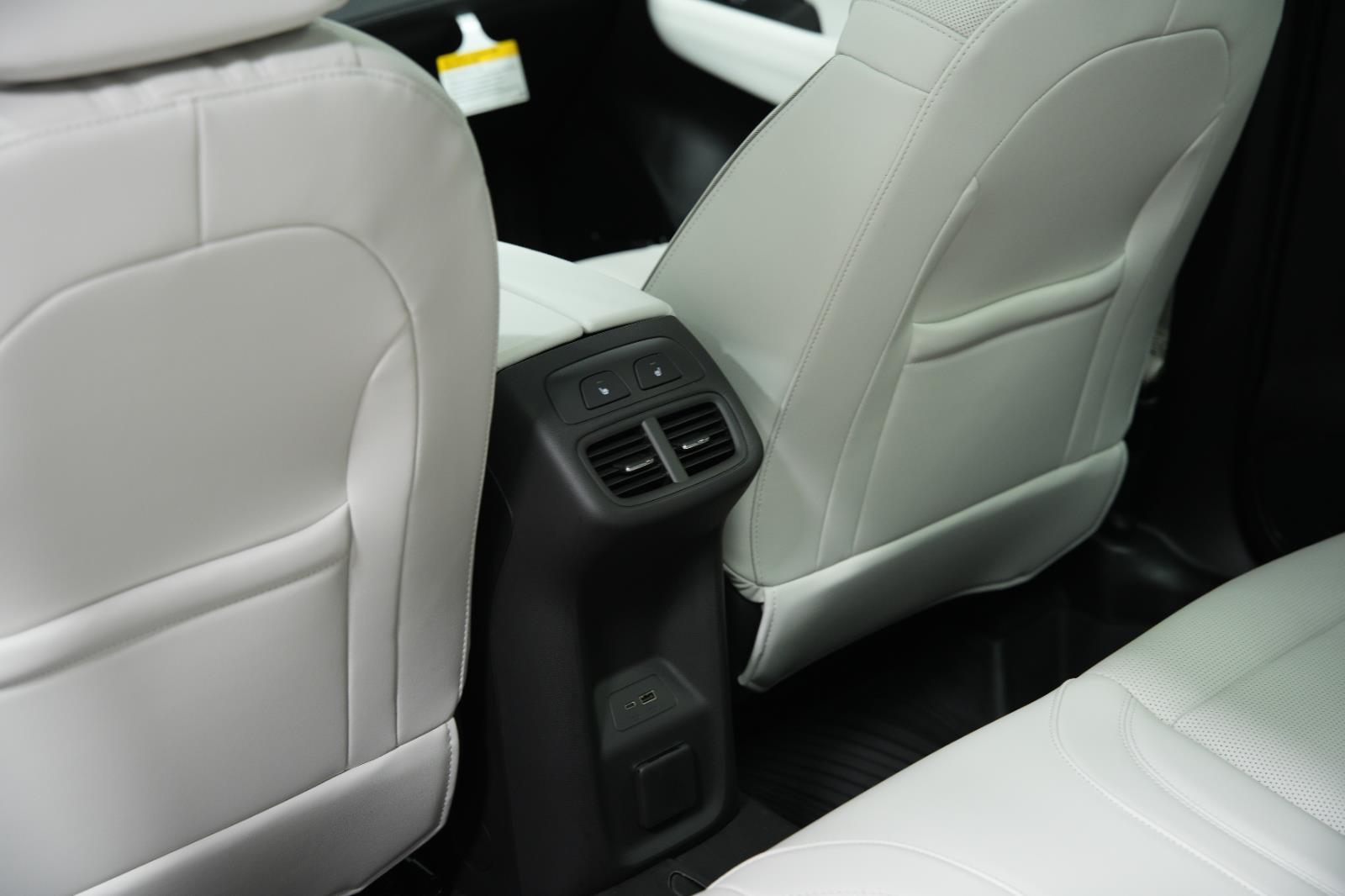 2026 Buick Envision Avenir - Photo 21