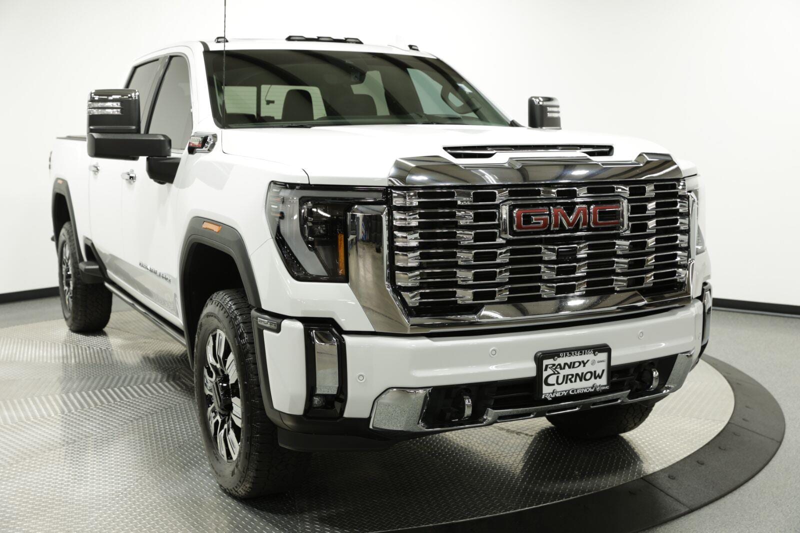 Used 2025 GMC Sierra 2500HD Denali with VIN 1GT4UREY5SF364164 for sale in Kansas City