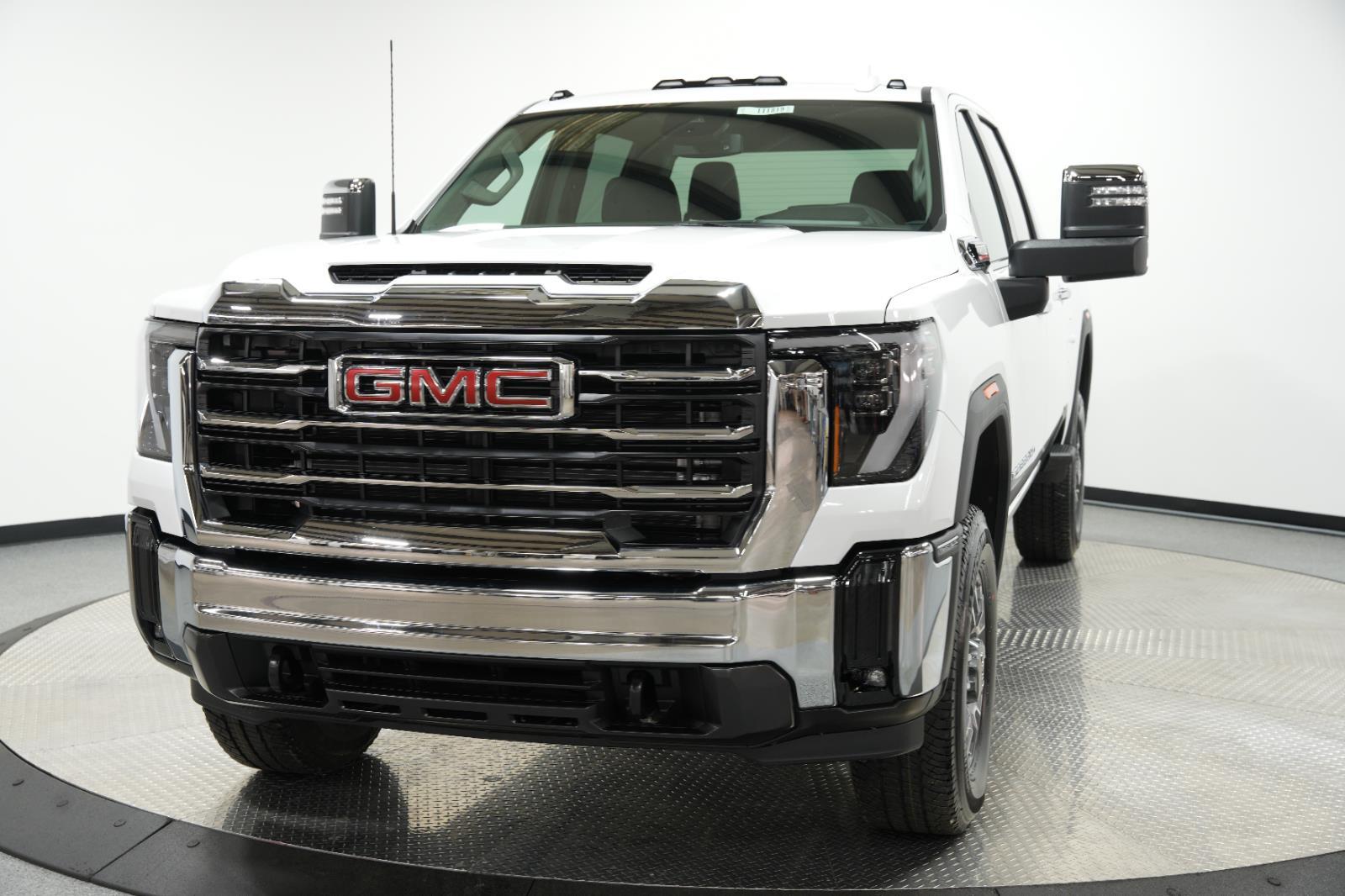 2025 Gmc Sierra 2500 HD SLT photo 3