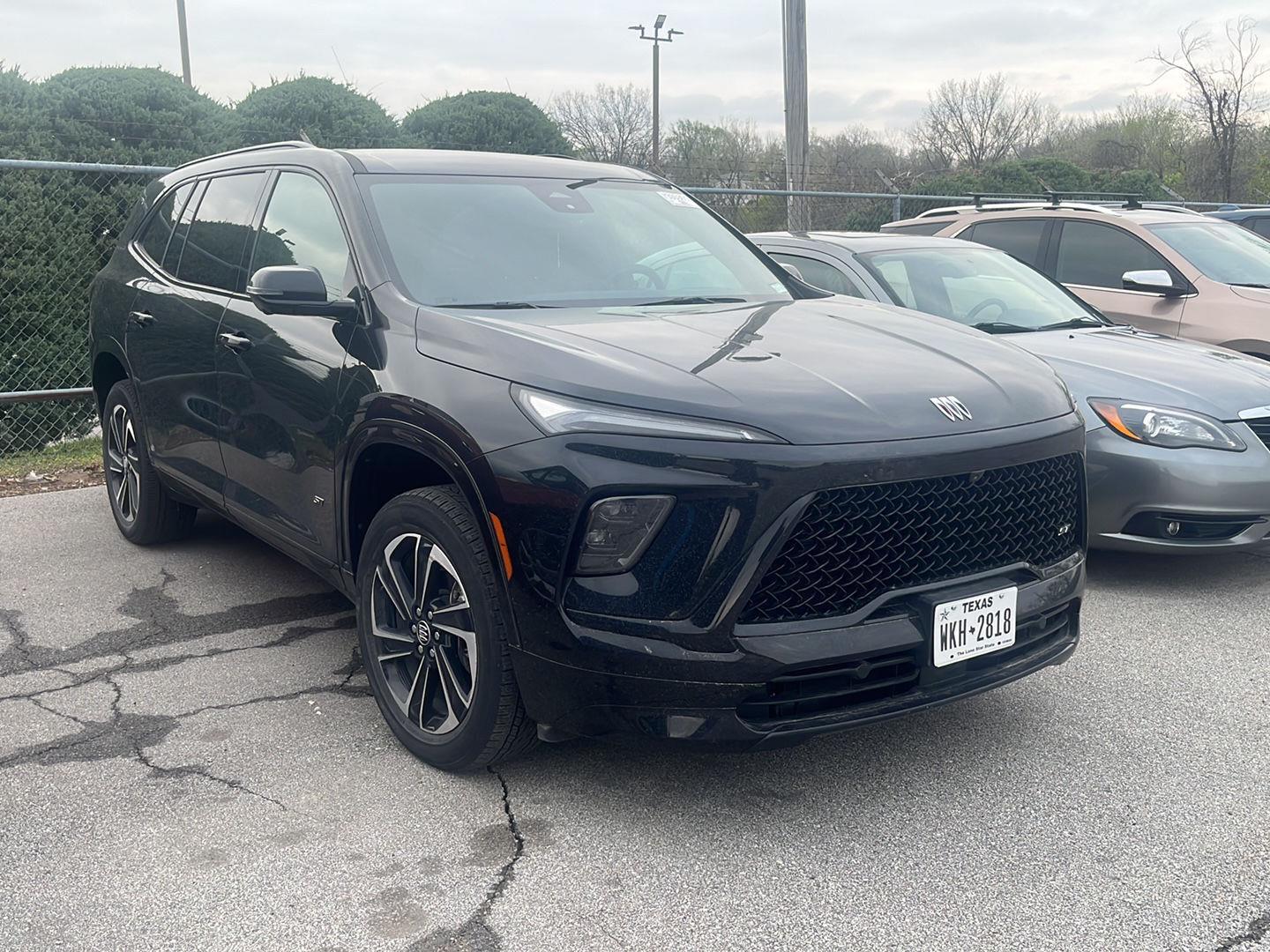 Used 2025 Buick Enclave Sport Touring with VIN 5GAEVBRS9SJ225961 for sale in Kansas City