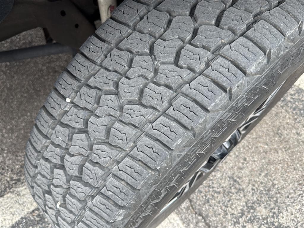 Used 2024 GMC Sierra 2500HD Denali with VIN 1GT49RE72RF158934 for sale in Kansas City