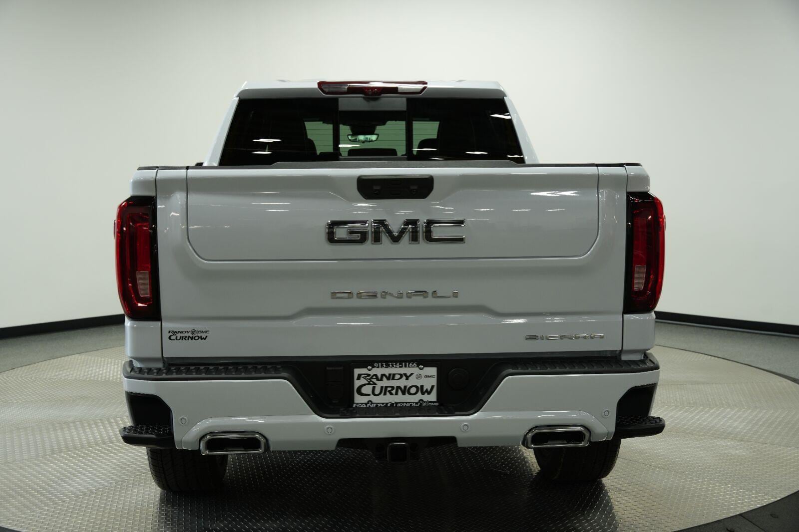2026 GMC Sierra 1500 Denali Ultimate - Photo 10