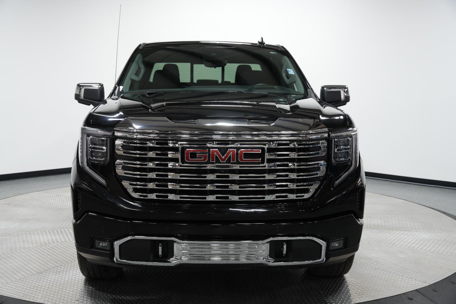 Used 2023 GMC Sierra 1500 Denali Denali with VIN 1GTUUGED1PZ221154 for sale in Kansas City