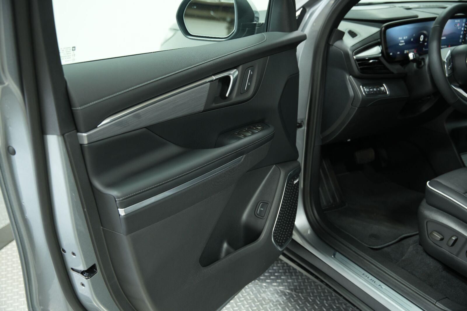 2026 Buick Enclave Preferred - Photo 30