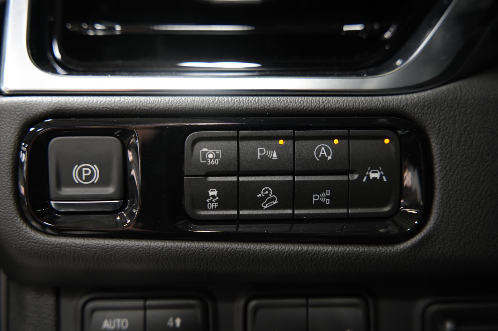 2026 GMC Yukon Denali - Photo 37