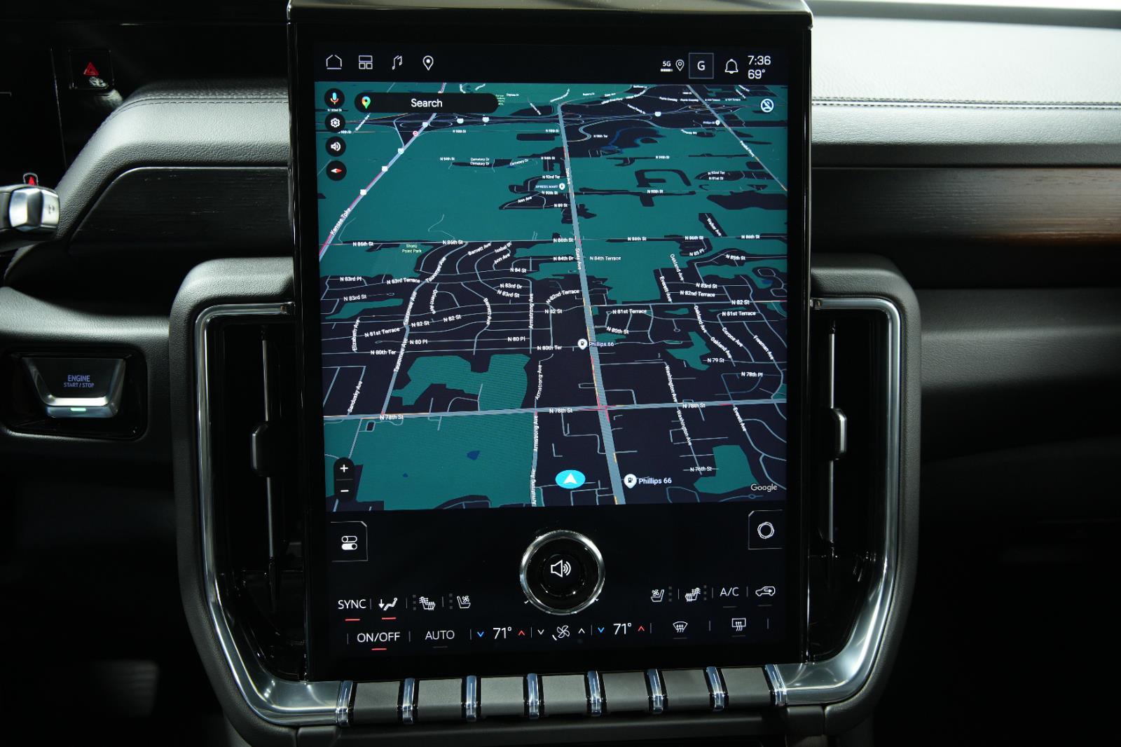 2026 GMC Yukon Denali - Photo 45