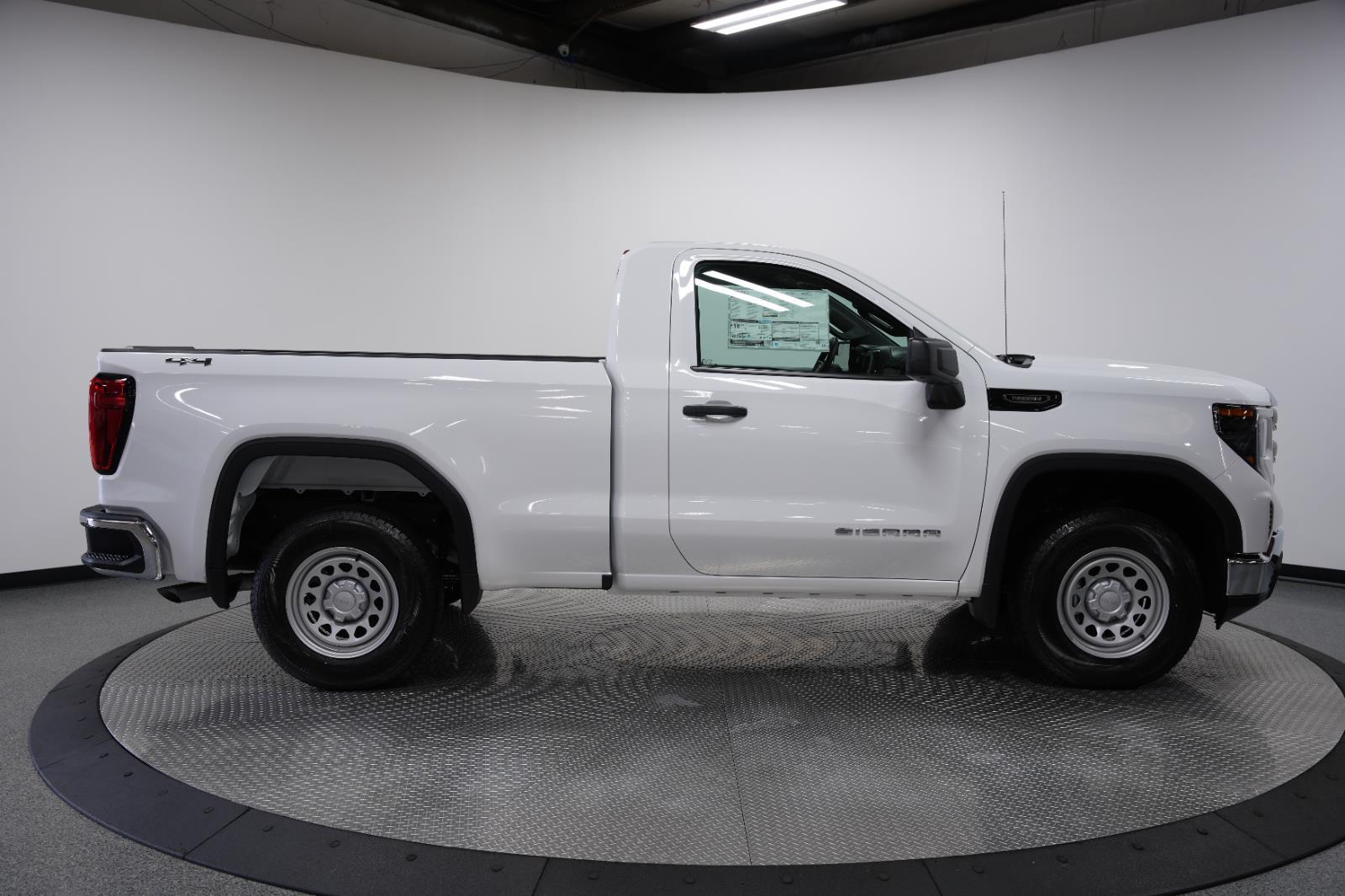 2026 GMC Sierra 1500 Pro - Photo 9