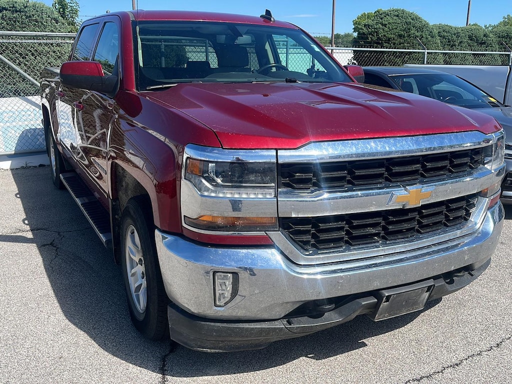 Used 2018 Chevrolet Silverado 1500 LT Truck Crew Cab