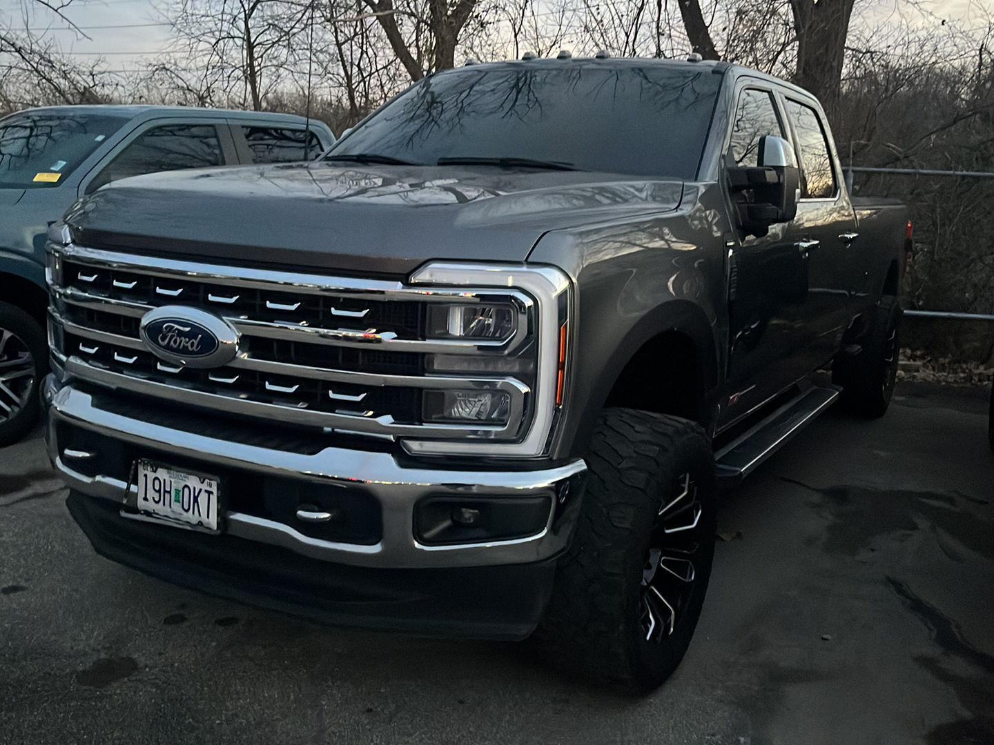 Used 2024 Ford F-350 Super Duty Lariat with VIN 1FT8W3BM6RED56939 for sale in Kansas City