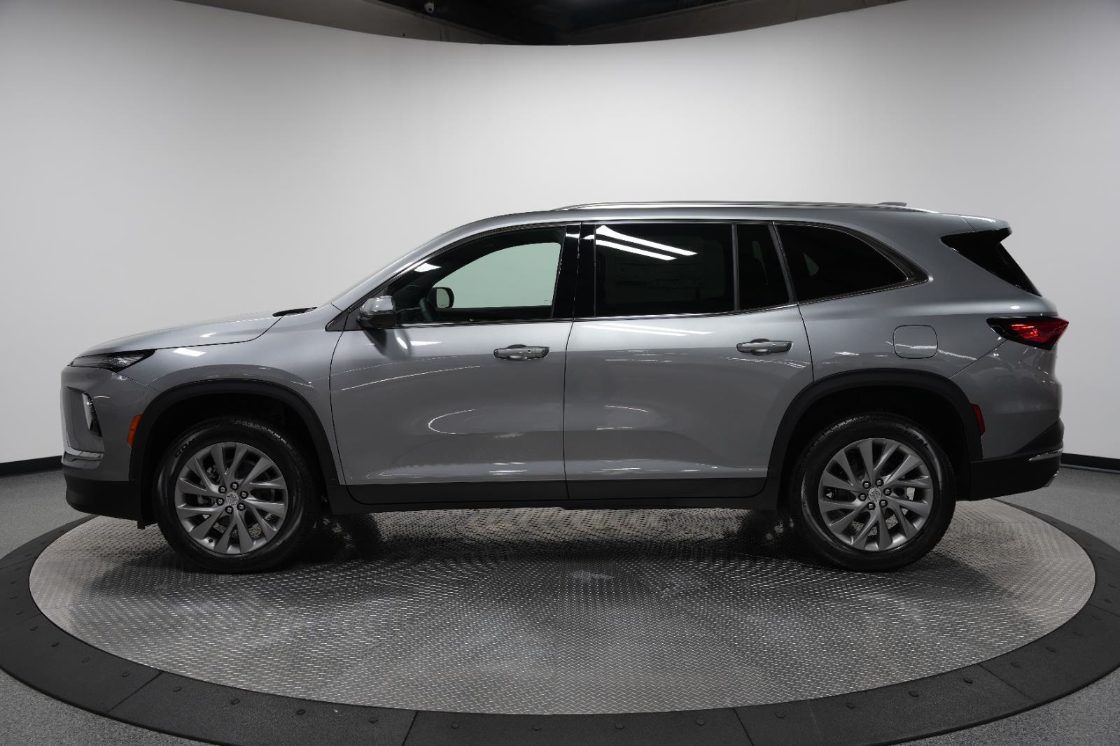 2026 Buick Enclave Preferred photo 4