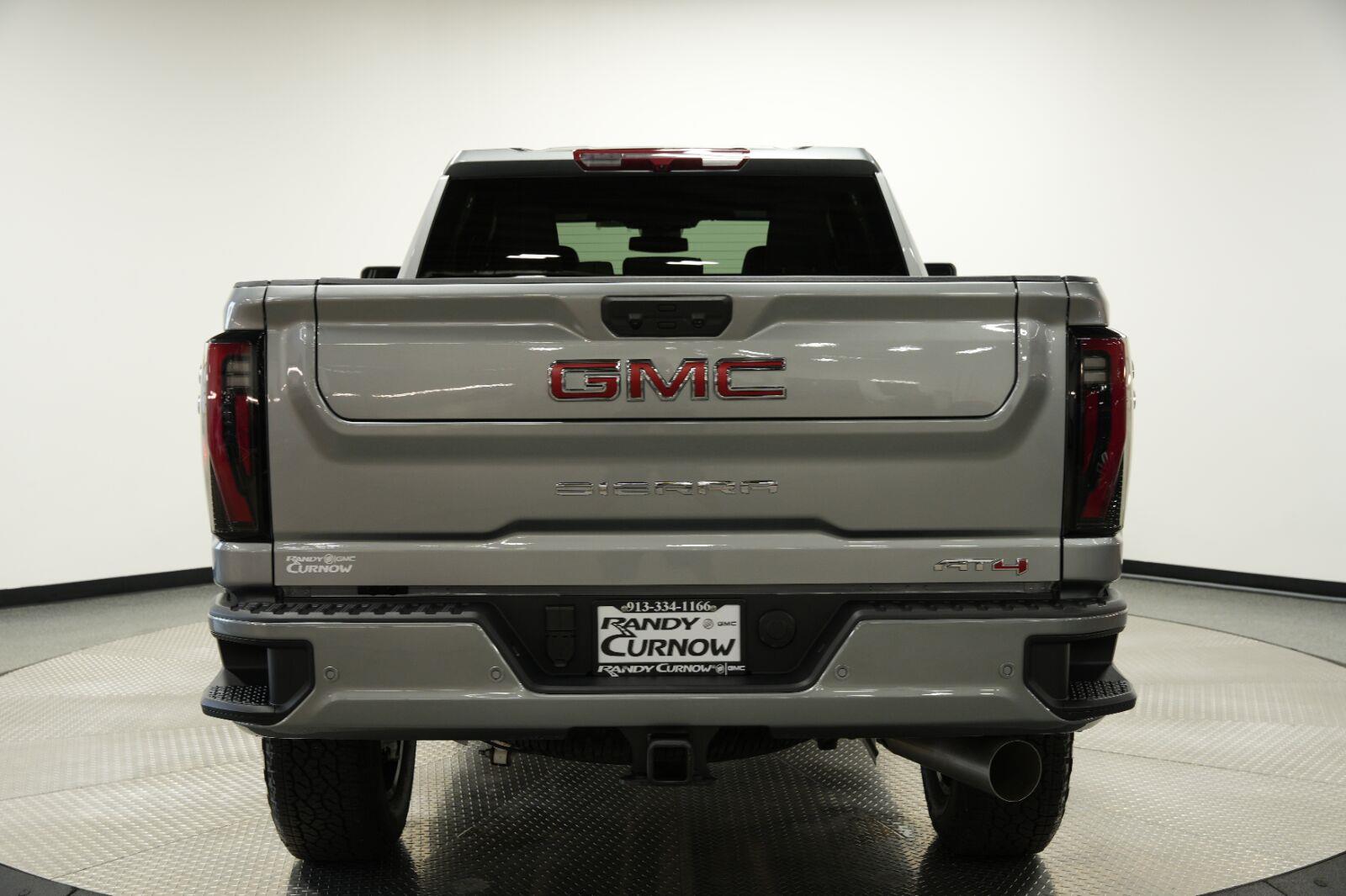 2026 GMC Sierra 2500HD AT4 - Photo 7