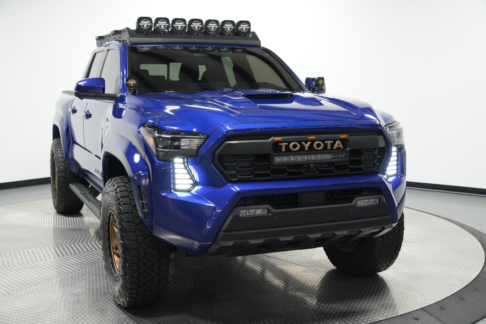 2024 Toyota Tacoma SR5 photo 3