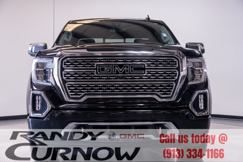 Used 2021 GMC Sierra 1500 Denali Denali with VIN 3GTU9FET3MG102214 for sale in Kansas City