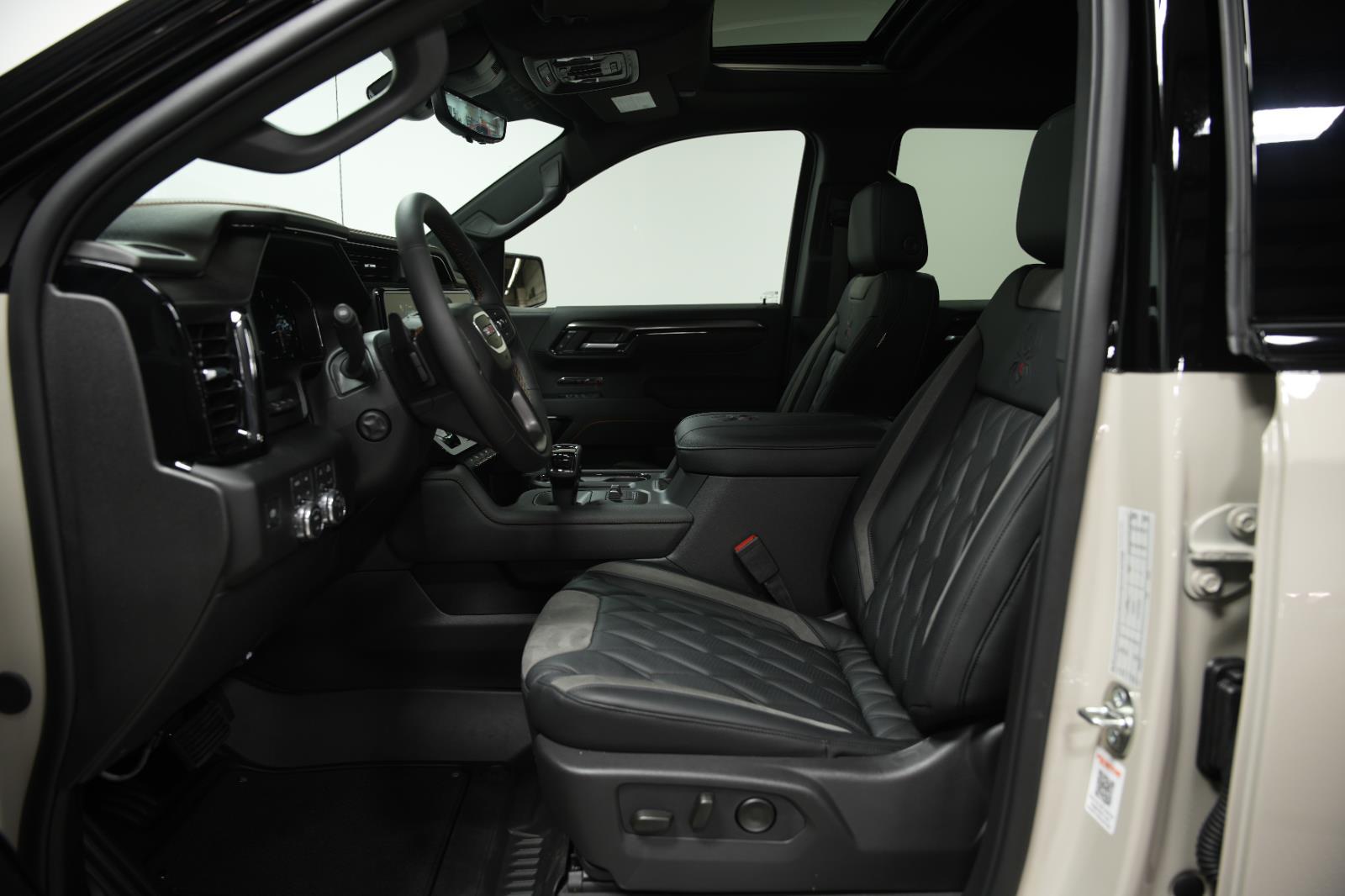 2026 GMC Sierra 1500 AT4 - Photo 46