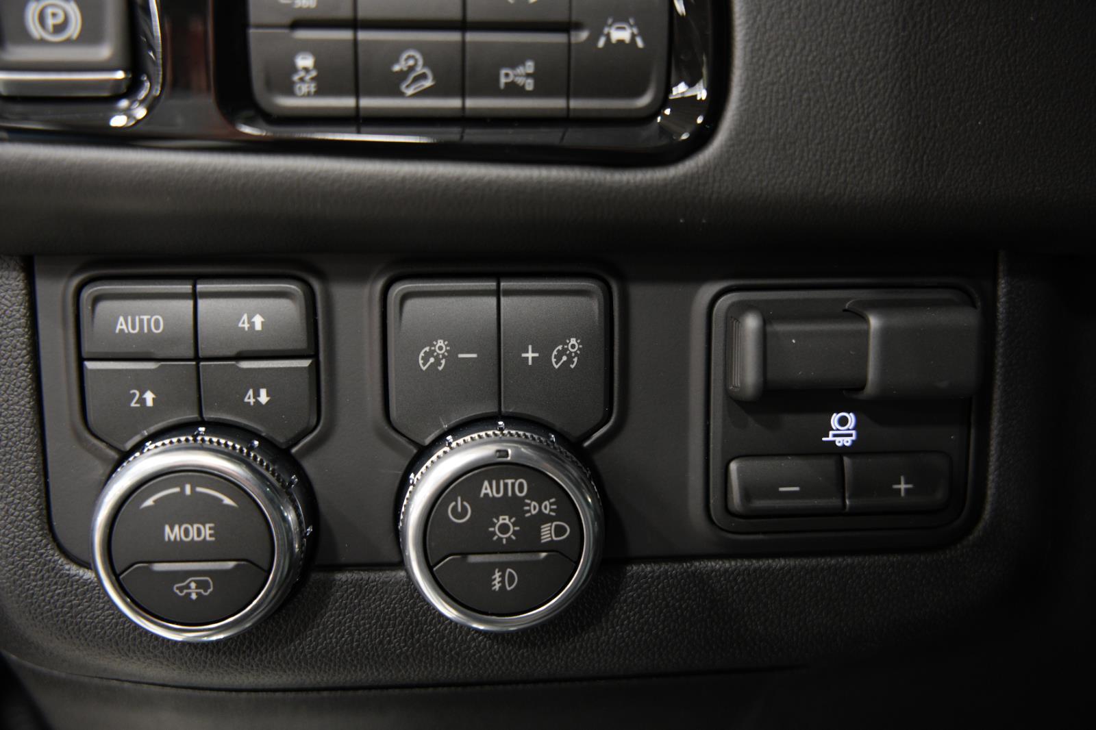 2026 GMC Yukon XL AT4 - Photo 34