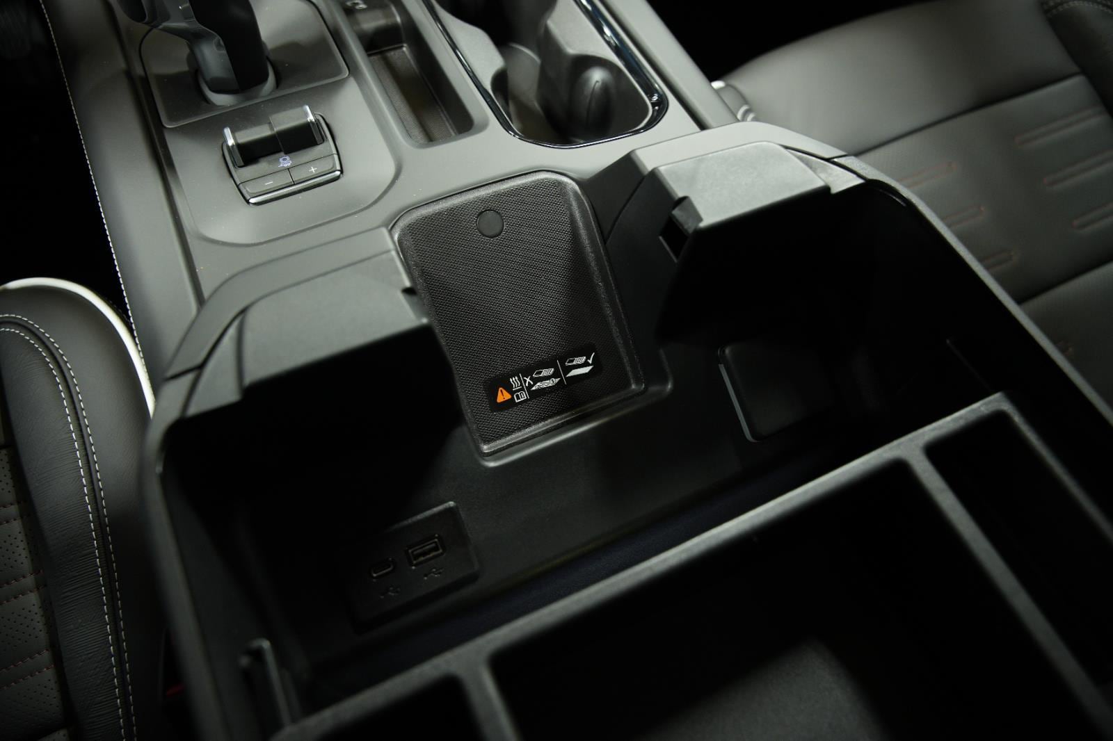 2026 GMC Sierra 1500 AT4X - Photo 40