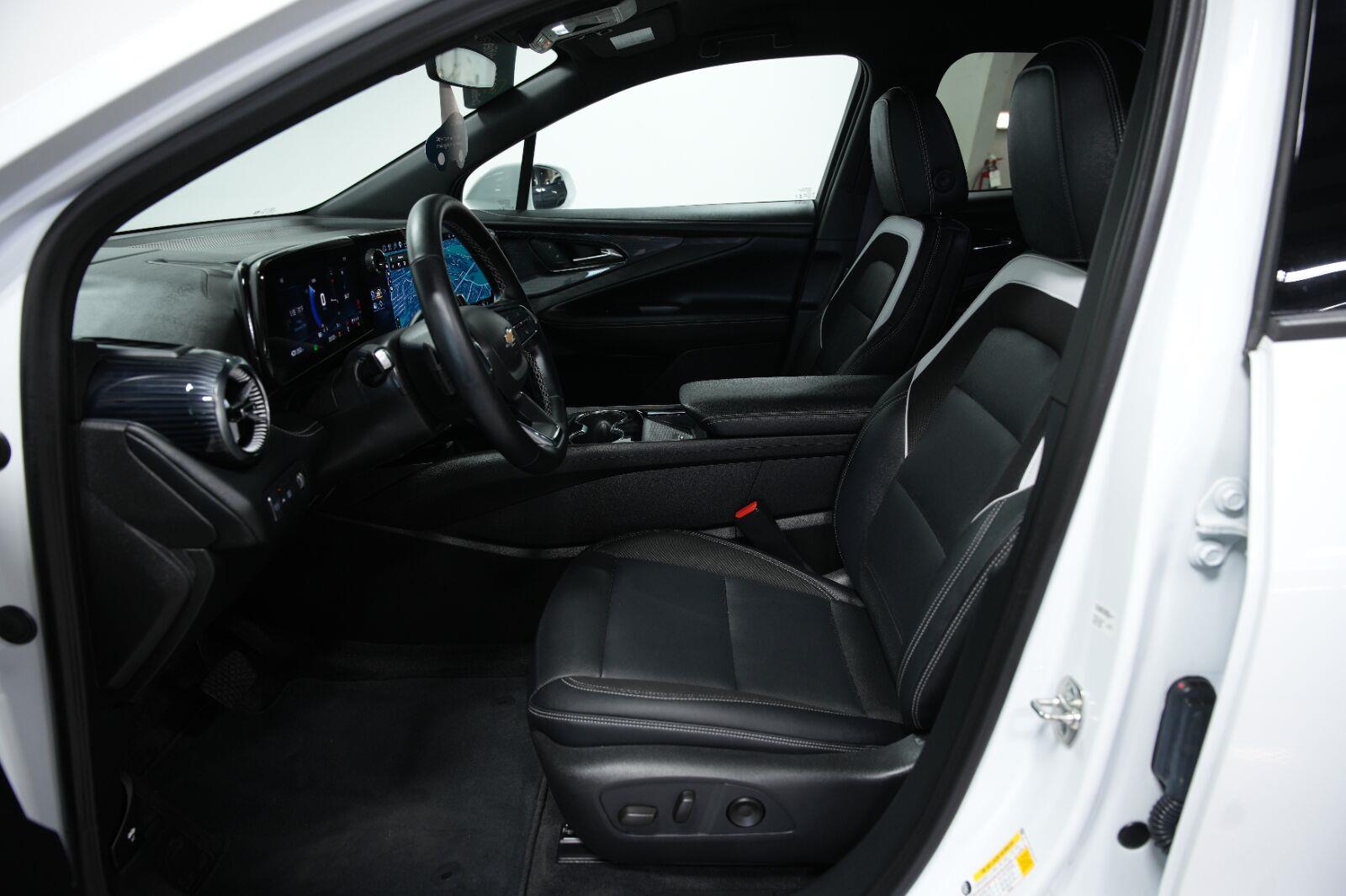 2024 Chevrolet Blazer EV LT - Photo 38