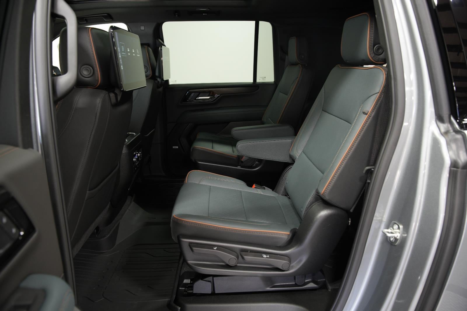 2026 GMC Yukon XL AT4 - Photo 25