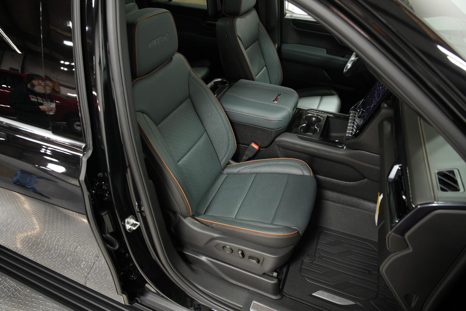 2026 GMC Yukon XL AT4 - Photo 20