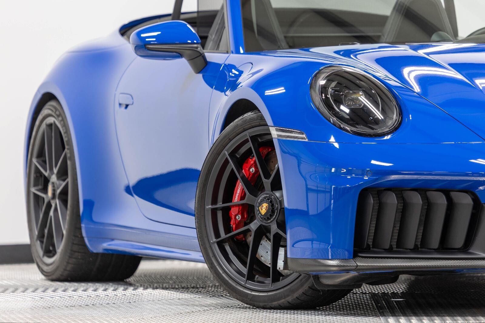 2026 Porsche 911 GTS - Photo 13
