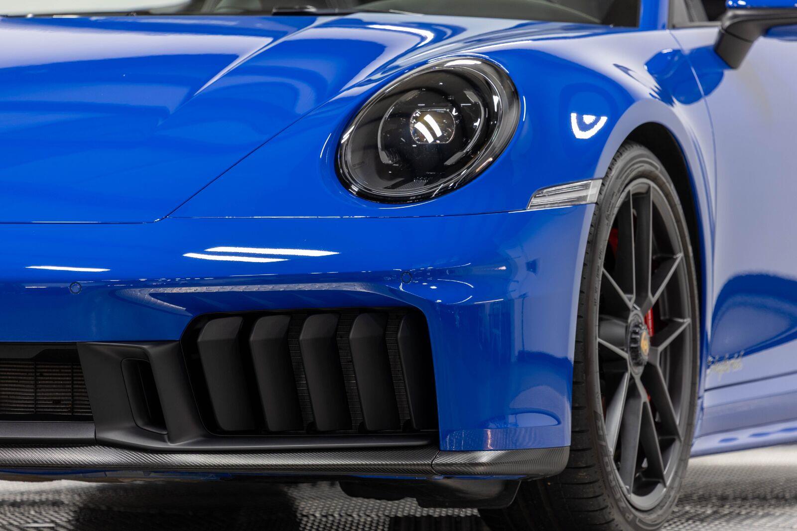 2026 Porsche 911 GTS - Photo 20