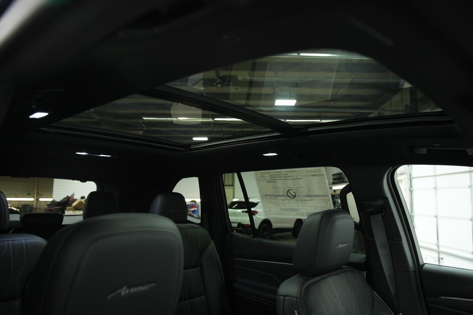 2026 Buick Enclave Avenir - Photo 29