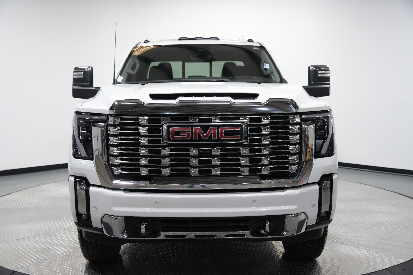 Used 2024 GMC Sierra 2500HD Denali with VIN 1GT49RE72RF158934 for sale in Kansas City