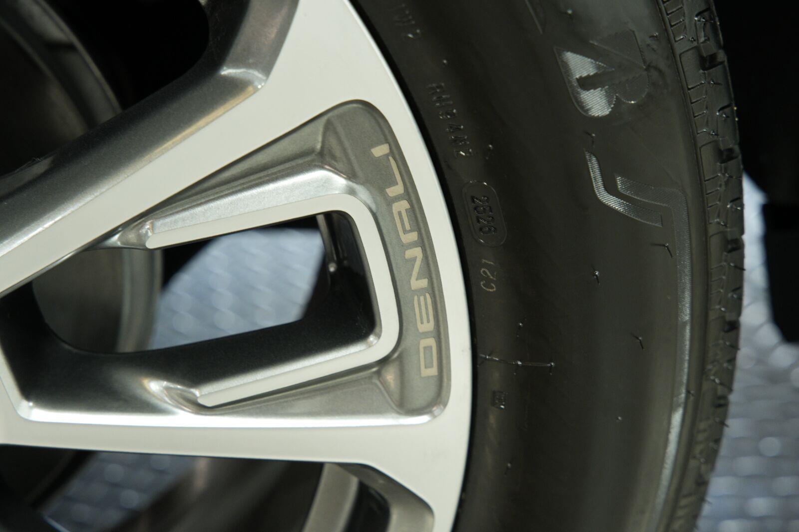 2026 GMC Yukon Denali - Photo 34