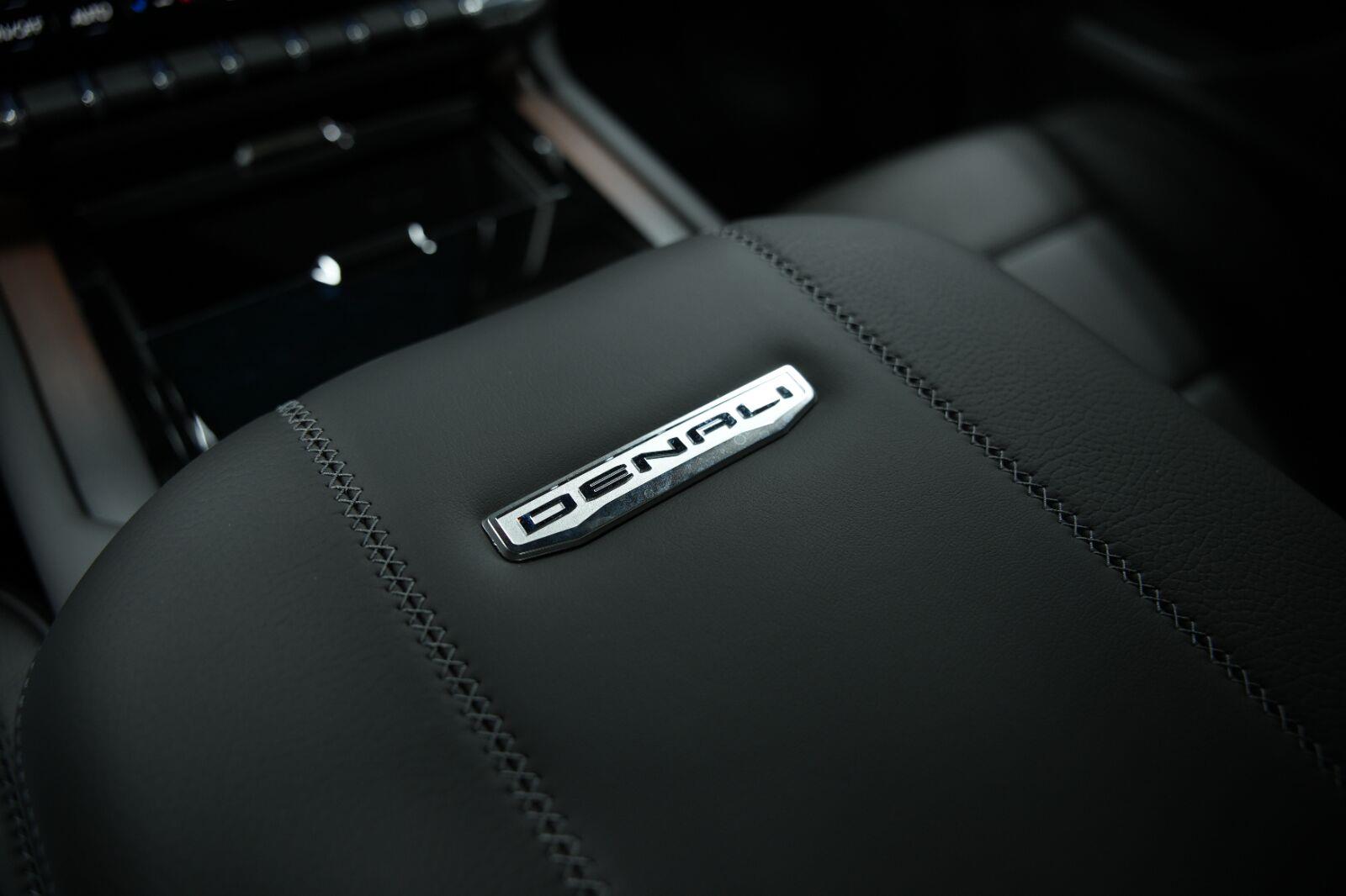 2026 GMC Yukon XL Denali - Photo 60