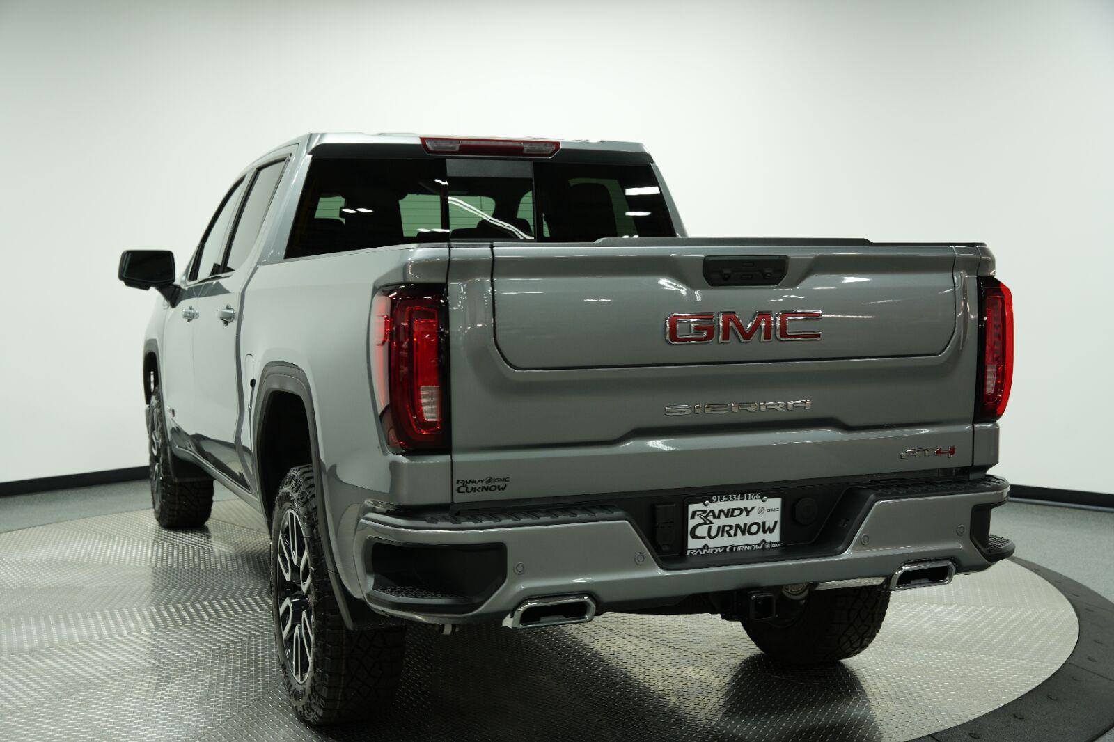 2026 GMC Sierra 1500 AT4 - Photo 7