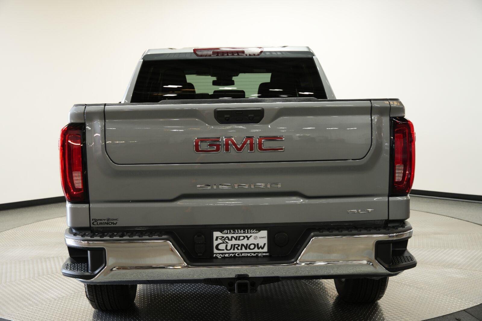 2026 GMC Sierra 1500 SLT - Photo 7