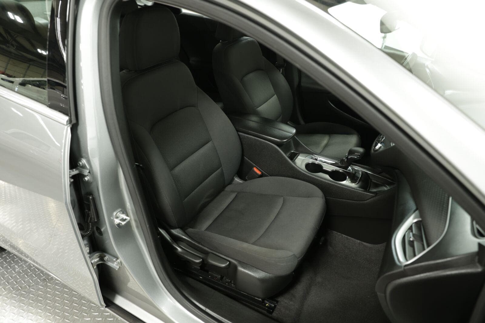 2025 Chevrolet Malibu 1LT - Photo 19