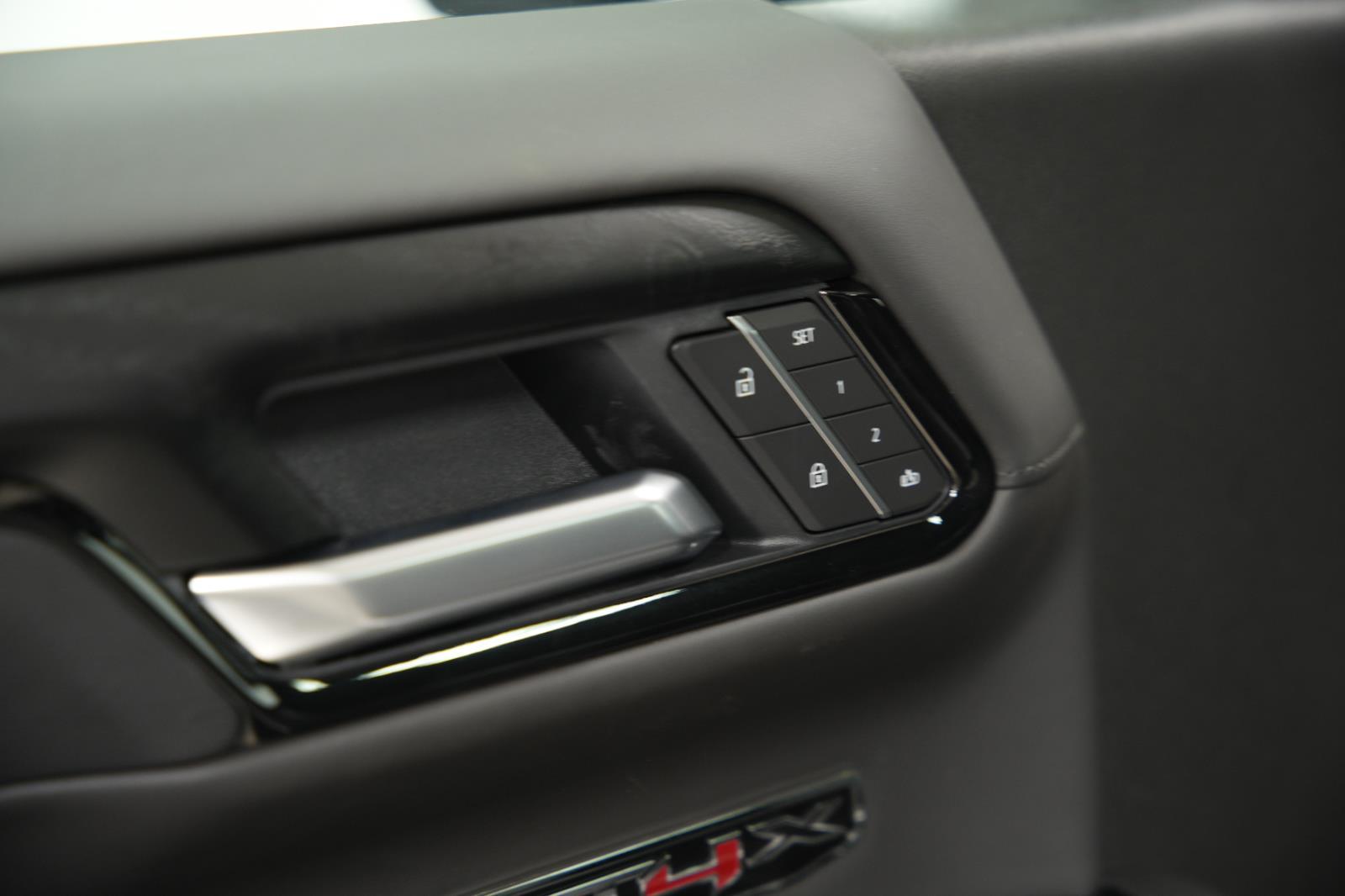 2026 GMC Sierra 1500 AT4X - Photo 24