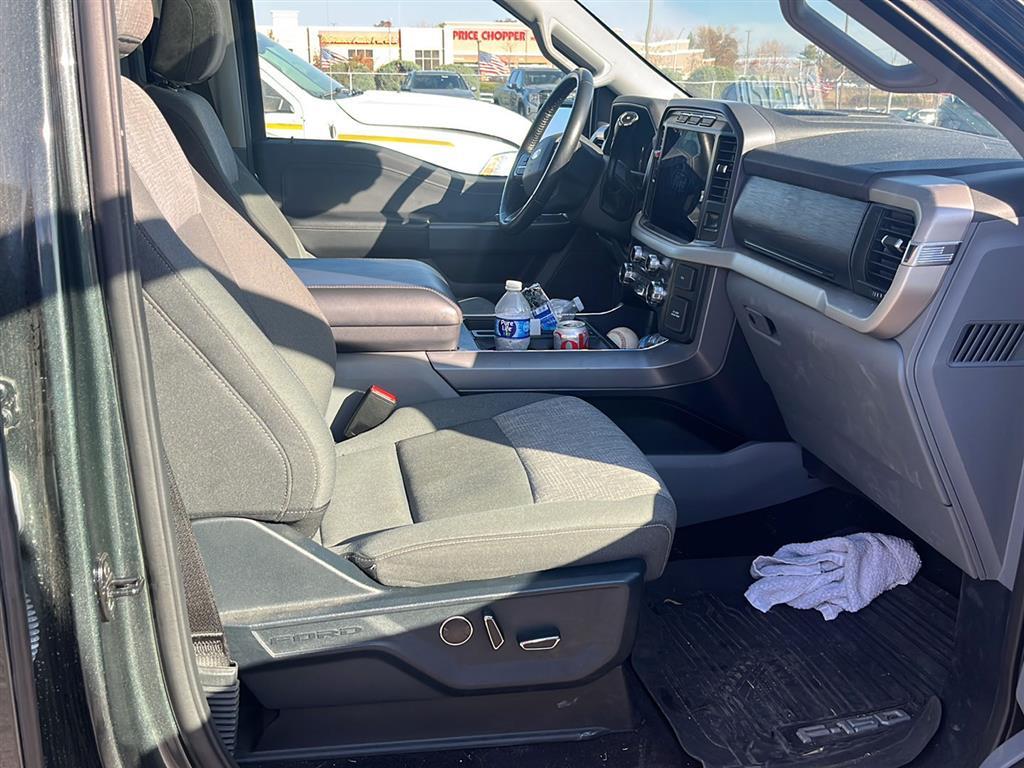 2021 Ford F-150 XL photo 3