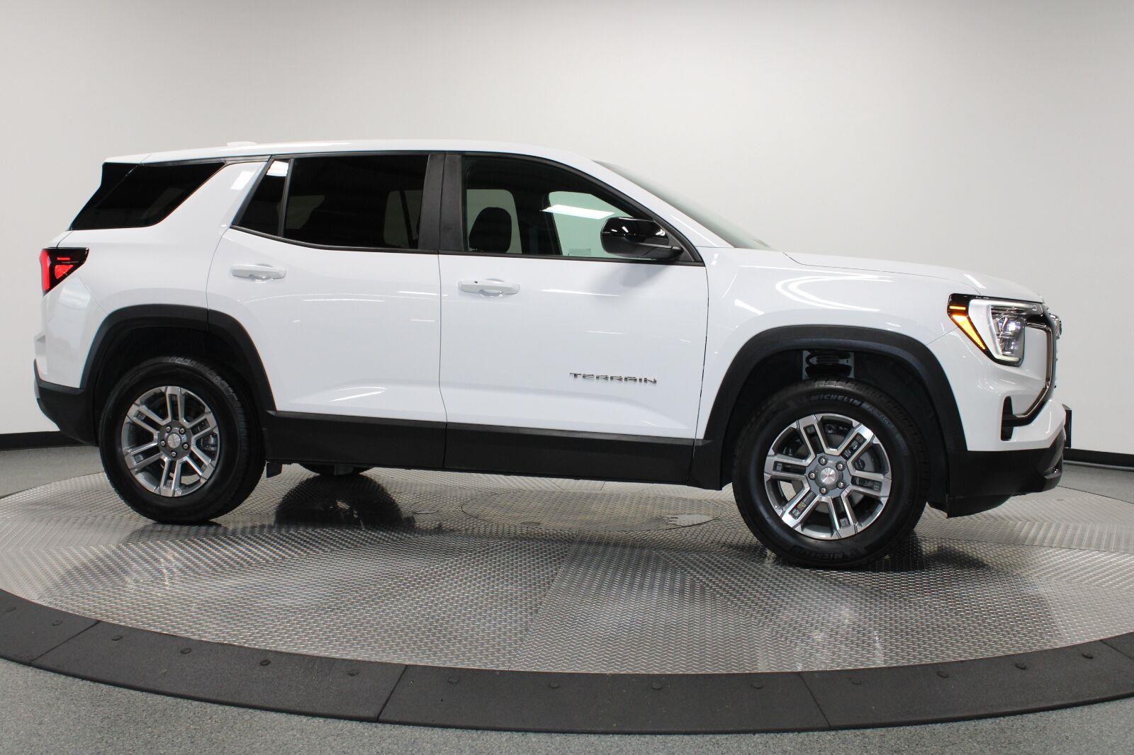 2026 GMC Terrain Elevation - Photo 13