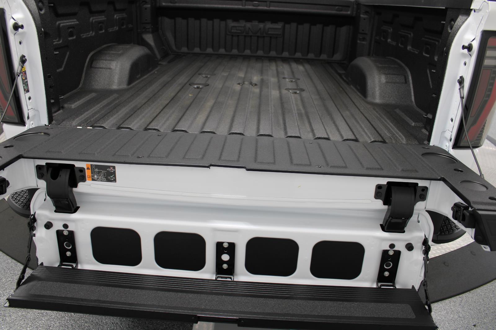2026 GMC Sierra 2500HD AT4 - Photo 24