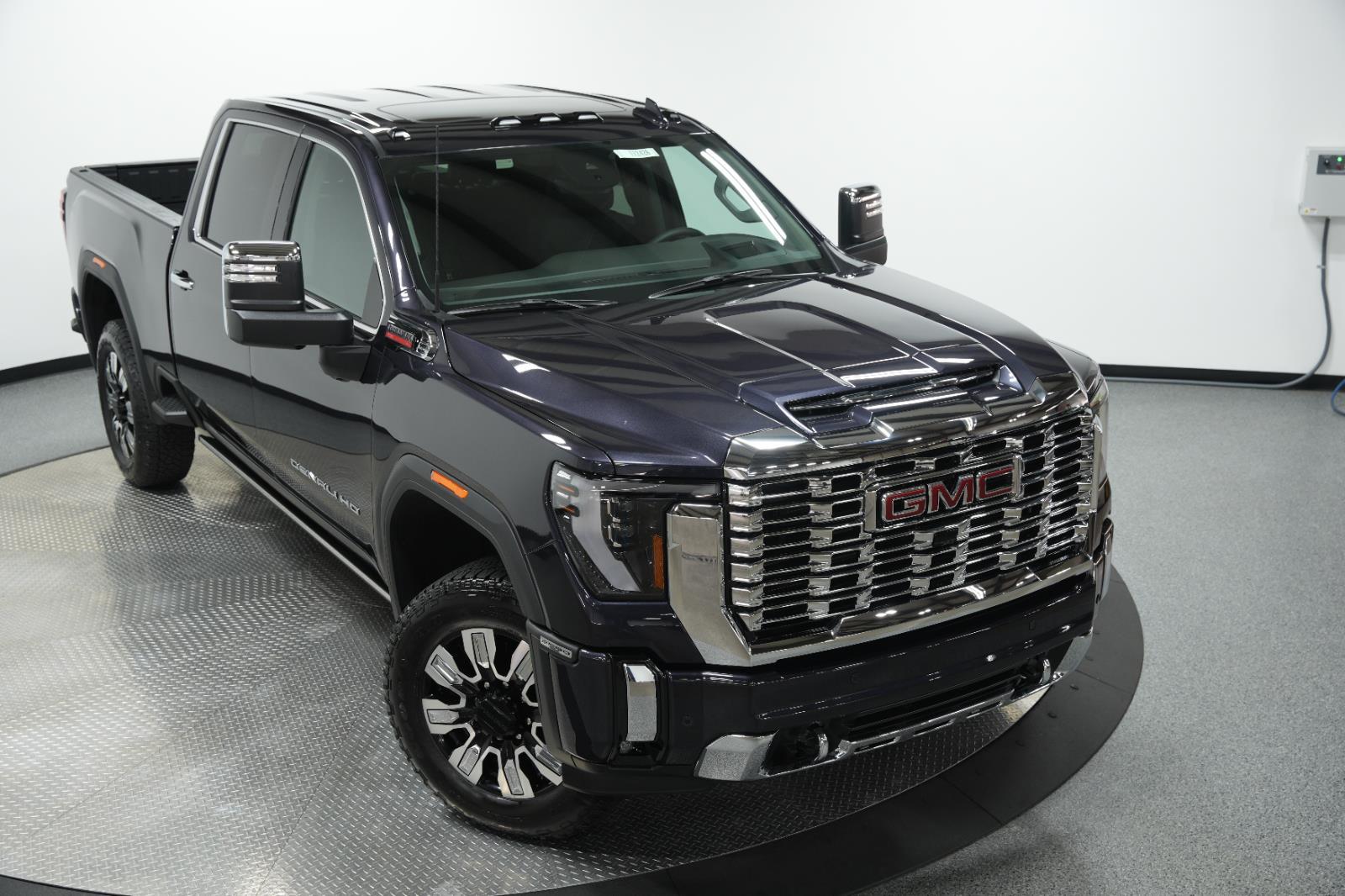 2026 GMC Sierra 2500HD Denali - Photo 72
