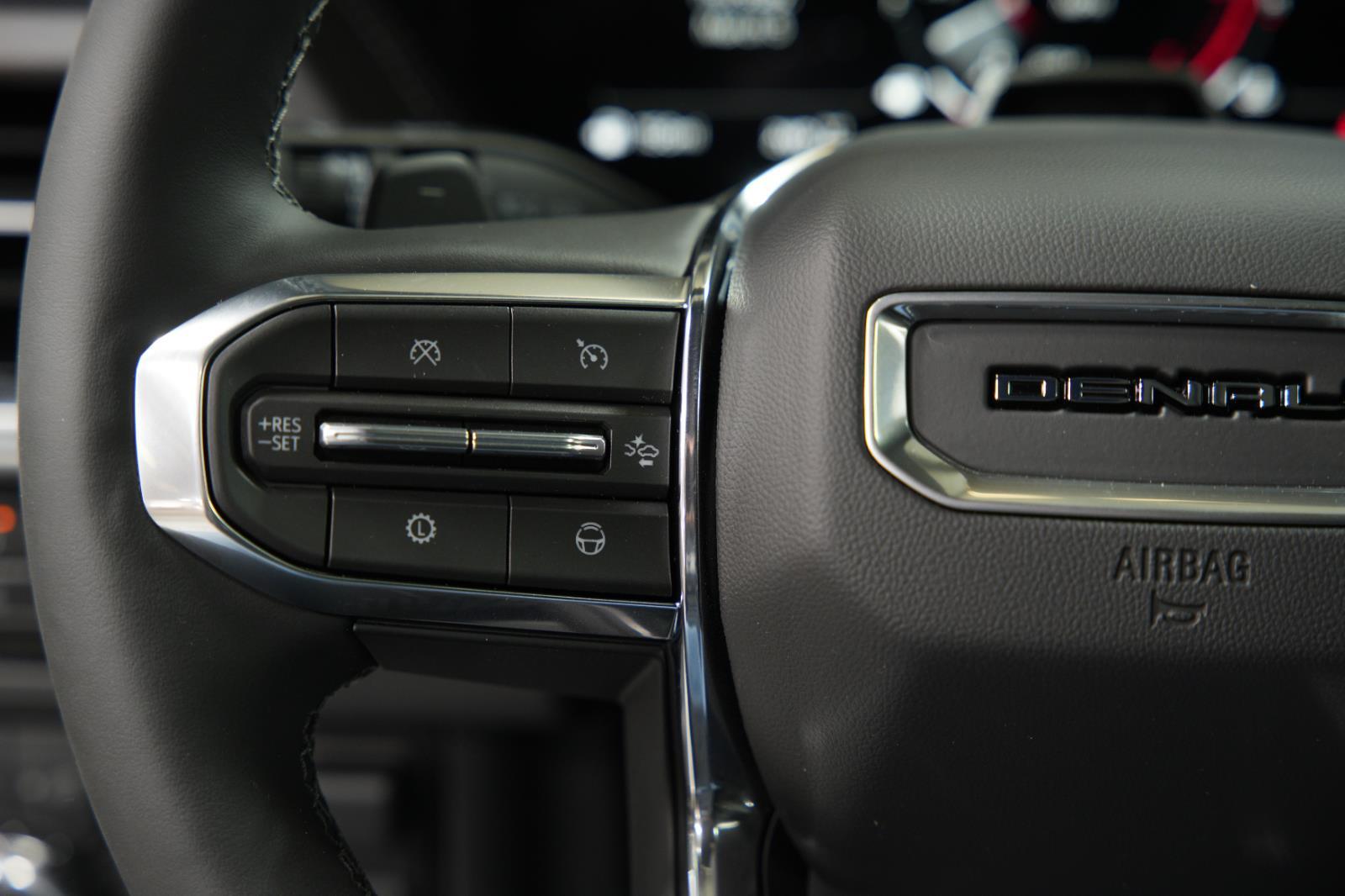 2026 GMC Yukon Denali - Photo 43