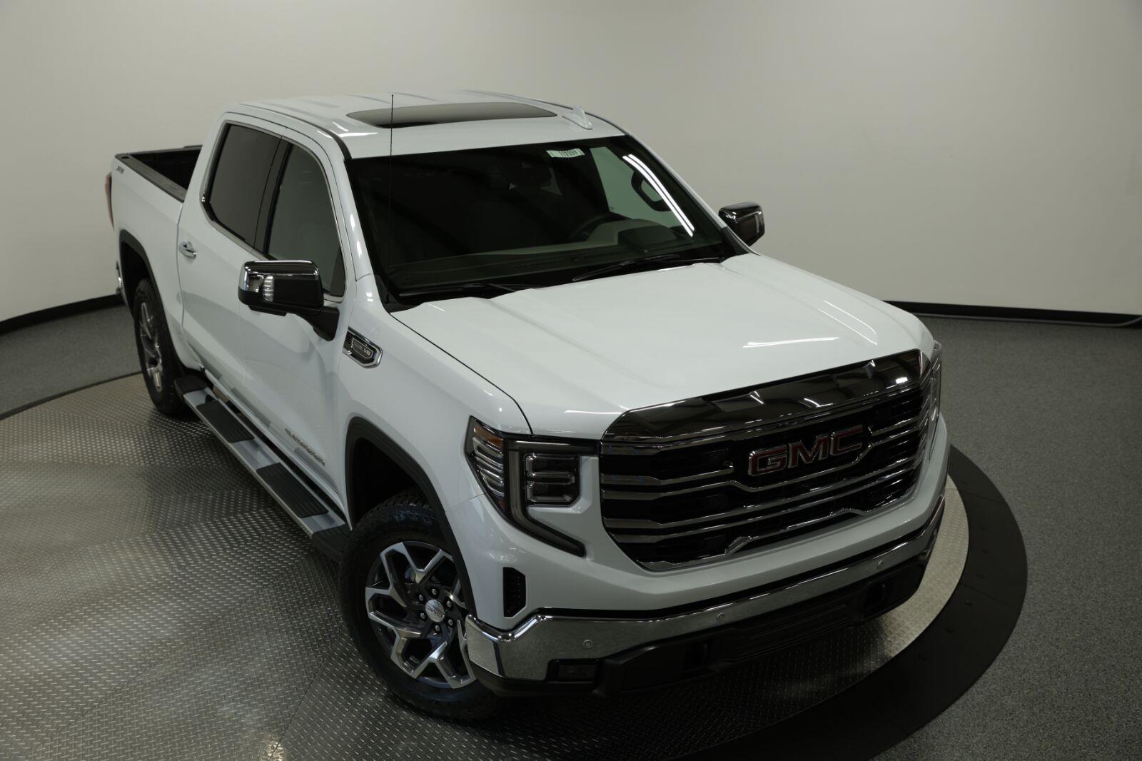 2026 GMC Sierra 1500 SLT - Photo 50