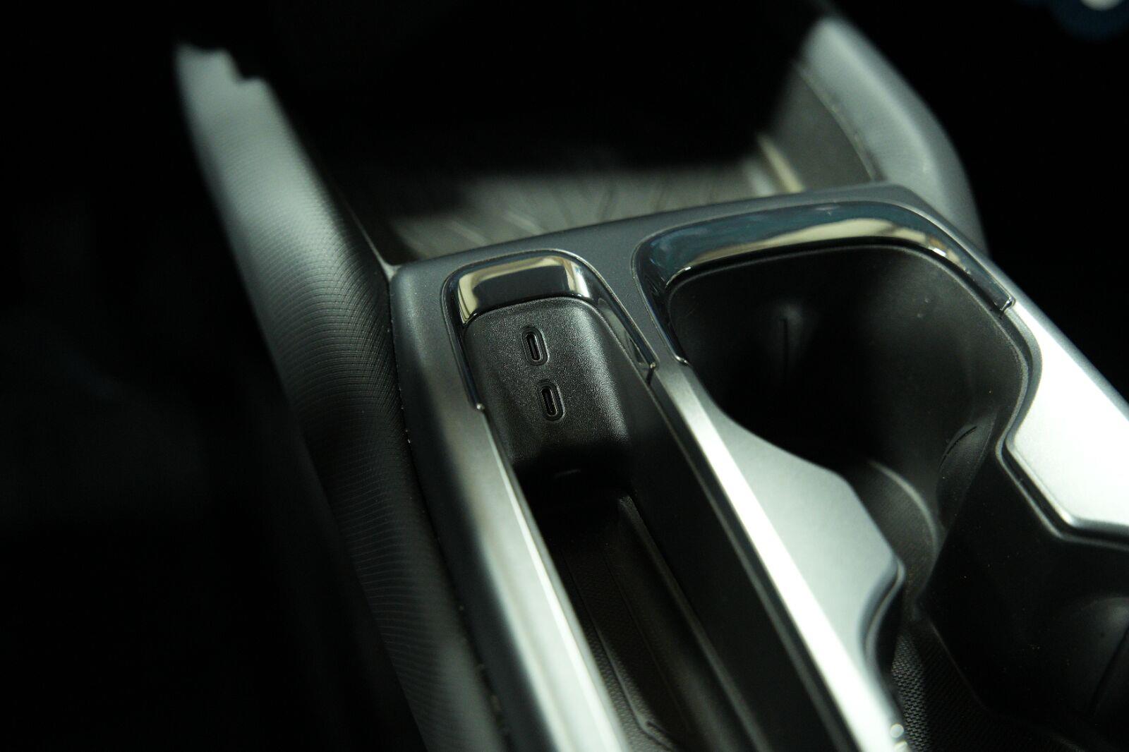 2024 Chevrolet Equinox EV Launch Edition - Photo 48