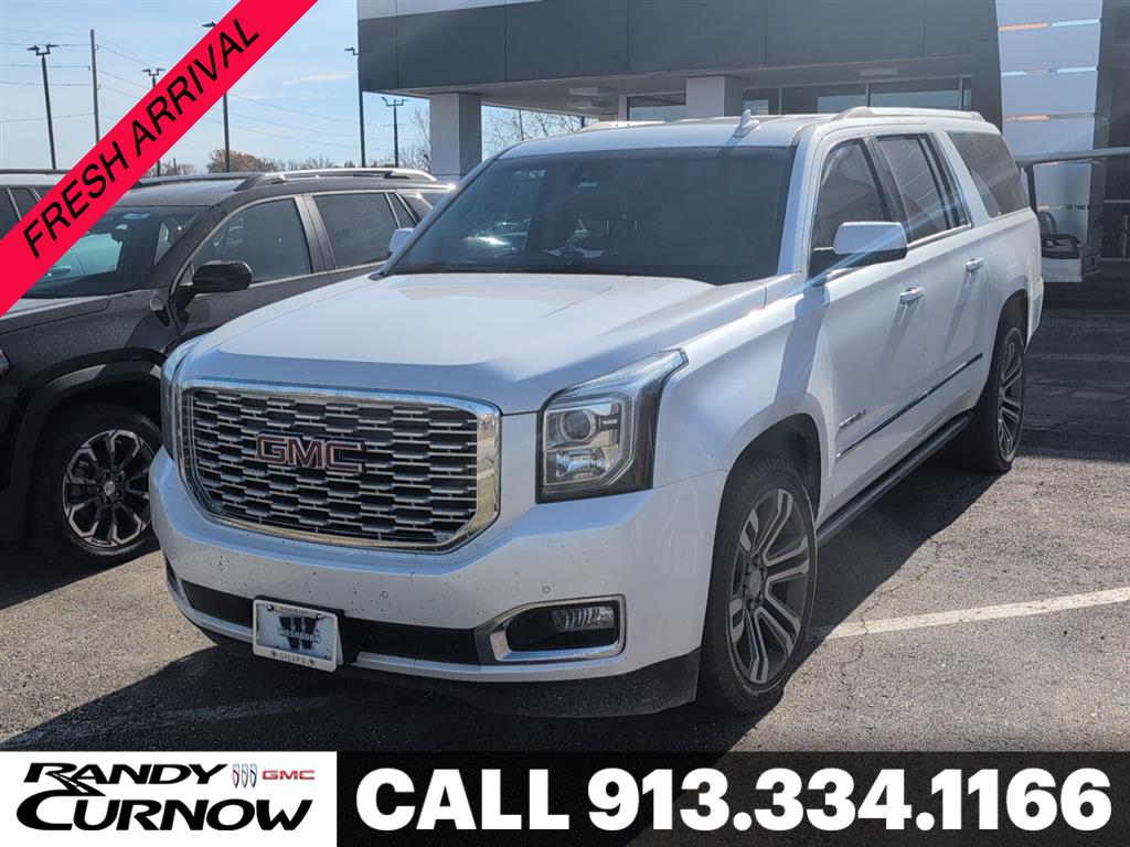 2019 GMC Yukon XL Denali's photo
