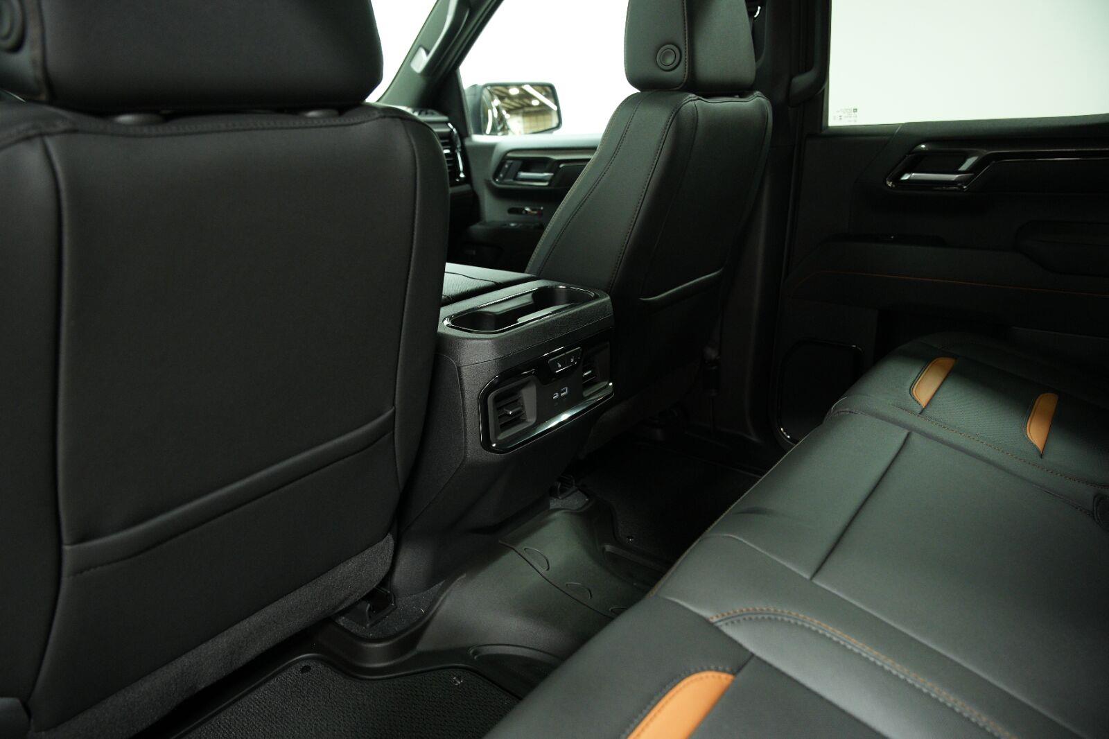 2026 GMC Sierra 1500 AT4 - Photo 33