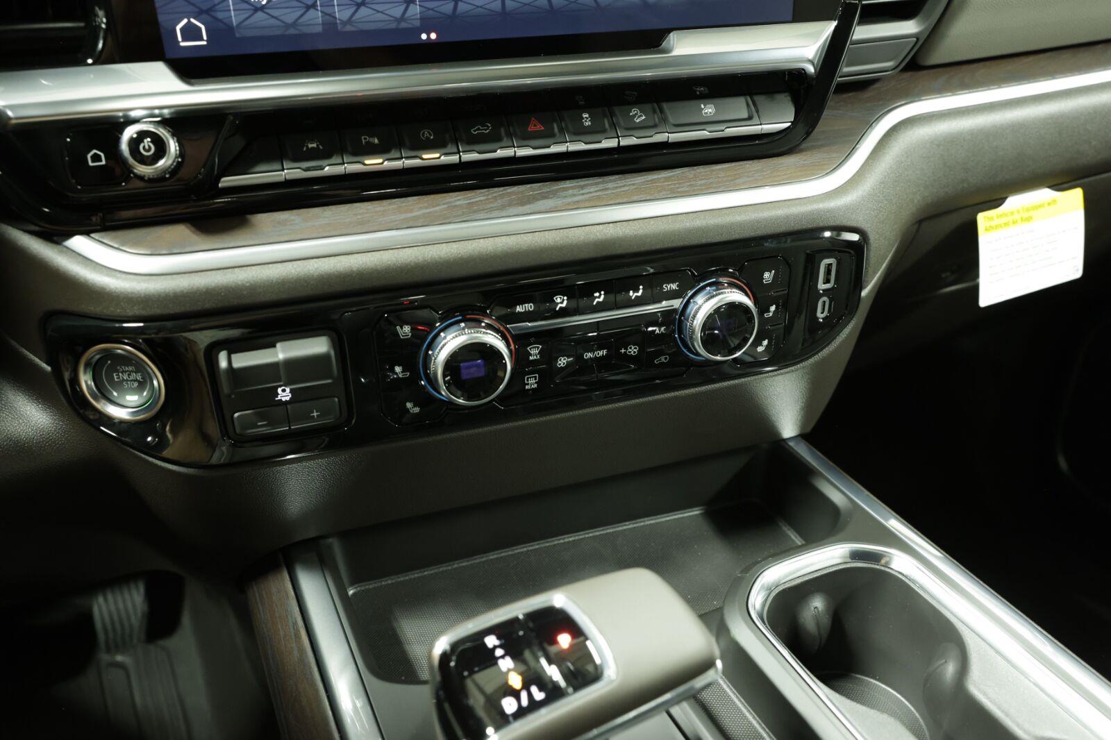 2026 GMC Sierra 1500 SLT - Photo 44