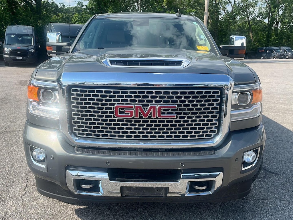 Used 2017 GMC Sierra 2500 HD Denali Truck Crew Cab